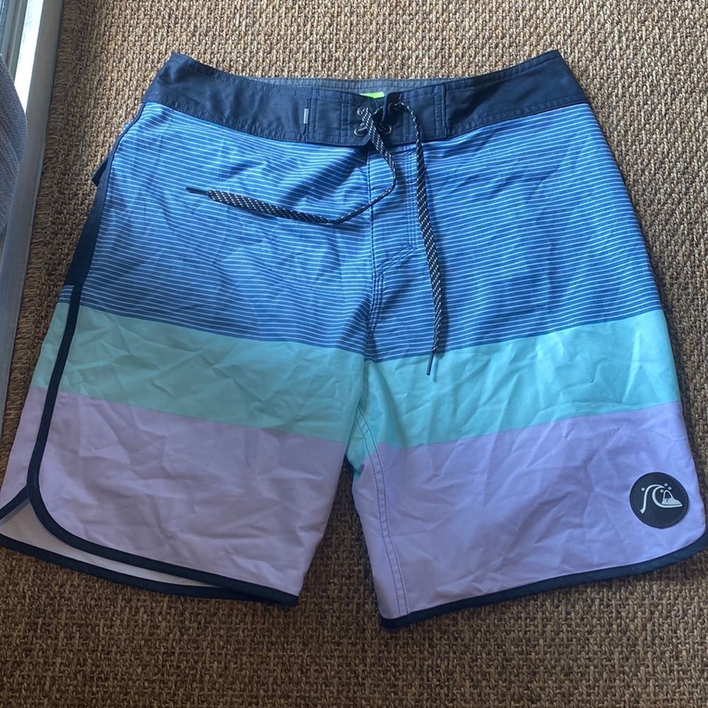 Quiksilver Hybrid Board shorts